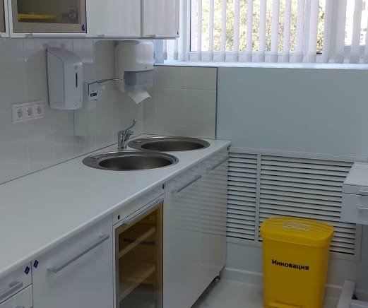 Фото с места работы медицинской клинике Асет